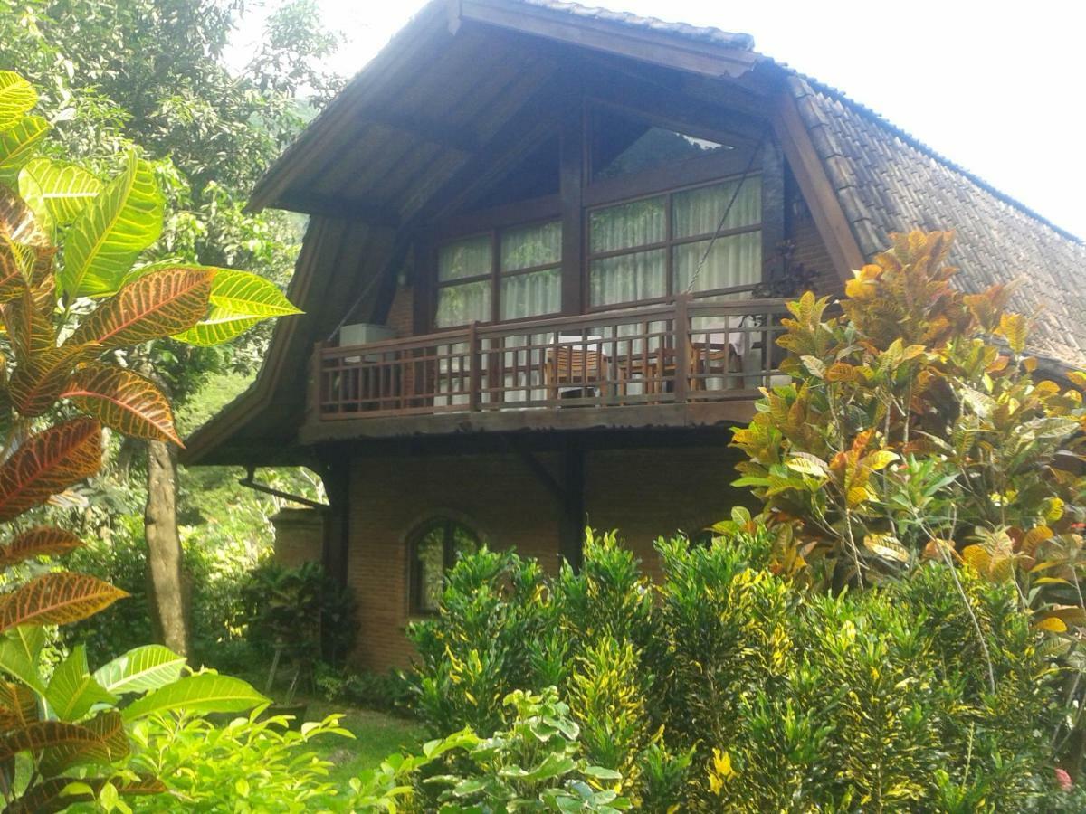 The Country House Senggigi Εξωτερικό φωτογραφία